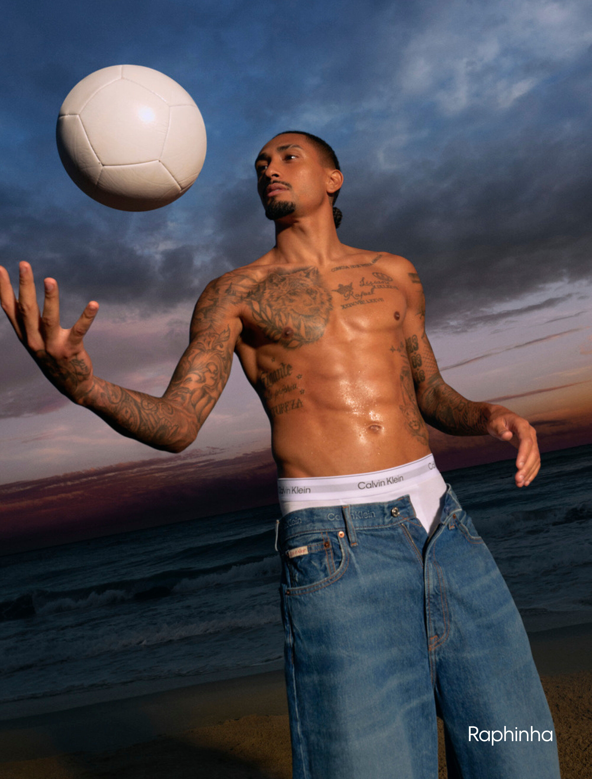 Calvin Klein featuring Raphinha